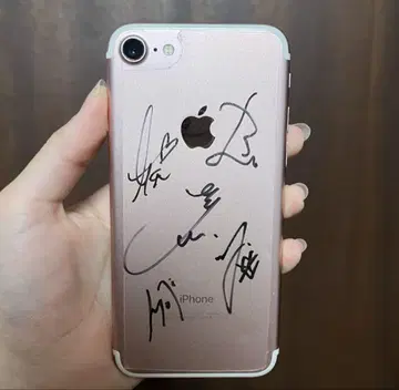 미세스 iPhone 사인 굿즈