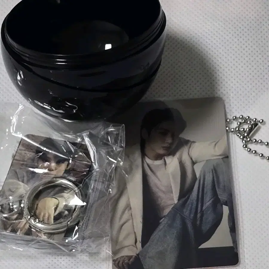 防弾少年団 グッズ ④ BTS Bangtan Suga unofficial goods can badge keyring, can