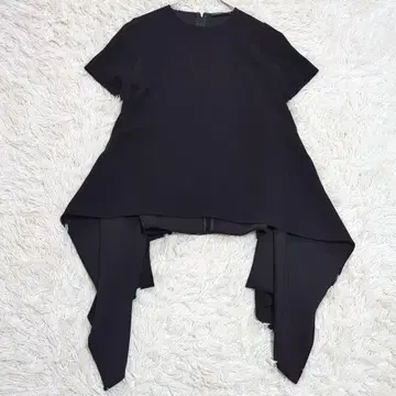 새상품급 요코짱 하프 슬리브 블라우스 튜닉 36 드레이프 블랙