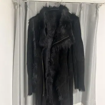TornadoMart 블랙 퍼 롱 코트