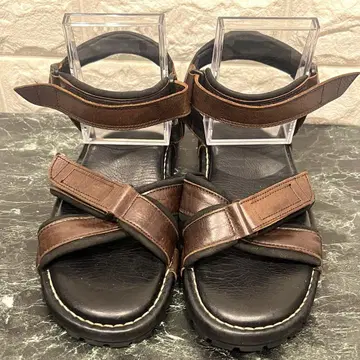 Danner 브라운 가죽 스트랩 샌들