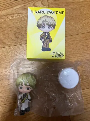 야오토메 히카루 피규어 Hey! Say! JUMP 시크릿 흰 옷
