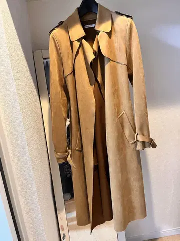Stradivarius 베이지 트렌치코트 EU 36