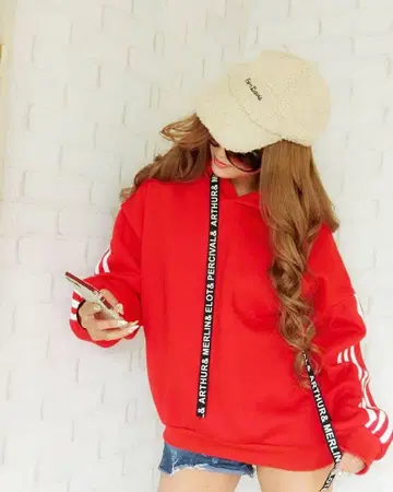 SHEENA 빨간색 화려한 속기모 후드 부착 후드티