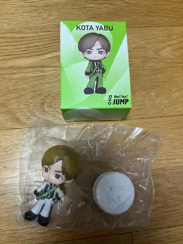 야마모토 코타 피규어 Hey! Say! JUMP 시크릿 흰 옷