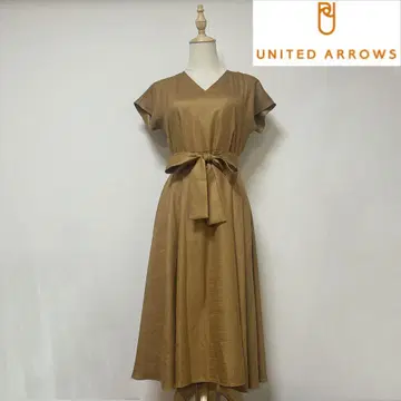 유나이티드 애로우즈 UWCS V넥 플레어 원피스