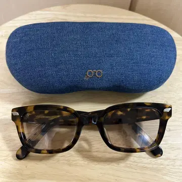 하쿠산 안경점 DECO 새상품급