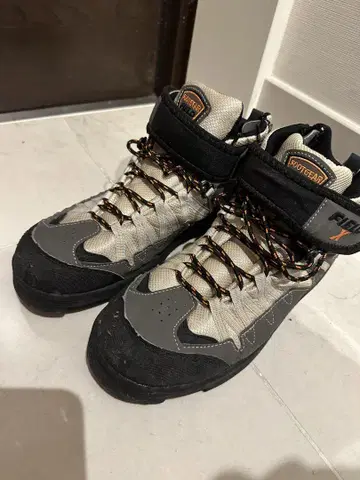 낚시용 스파이크 슈즈 FOOTGEAR FIELD X 하이컷 슈즈