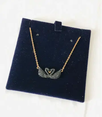 스와로브스키 Swarovski Iconic Swan Double 목걸이