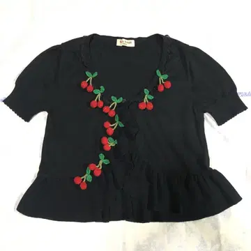 Emily Temple Cute 체리 반팔 볼레로 블랙