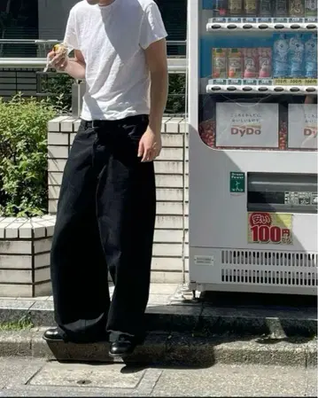자라 슈퍼 배기 핏 청바지 블랙