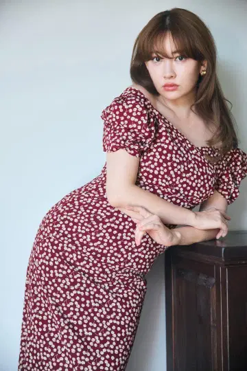 체리 패턴 캐시-코어 원피스 드레스