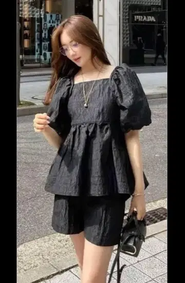 HYEON 이자벨 블라우스