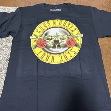 GUNS N' ROSES 투어 2025 티셔츠 블랙