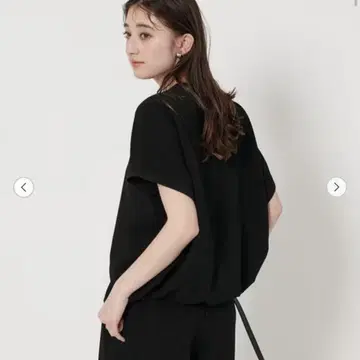 새상품 UNITED ARROWS COMFY 돌먼 숏 슬리브 블라우스