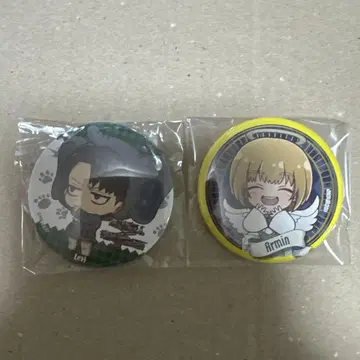 진격의 거인 리바이 도부 동물공원 캔뱃지&알민 천사 캔뱃지