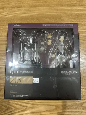 새상품 Figma 213 리바이 피규어