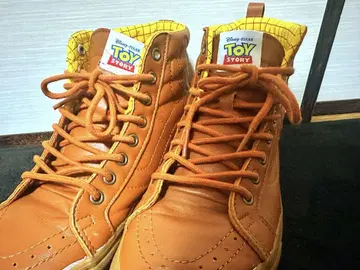VANS 반스 토이스토리 SK8-HI REISSUE WOODY 우디