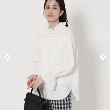 새상품 UNITED ARROWS 프릴 칼라 플레어 슬리브 블라우스 화이트