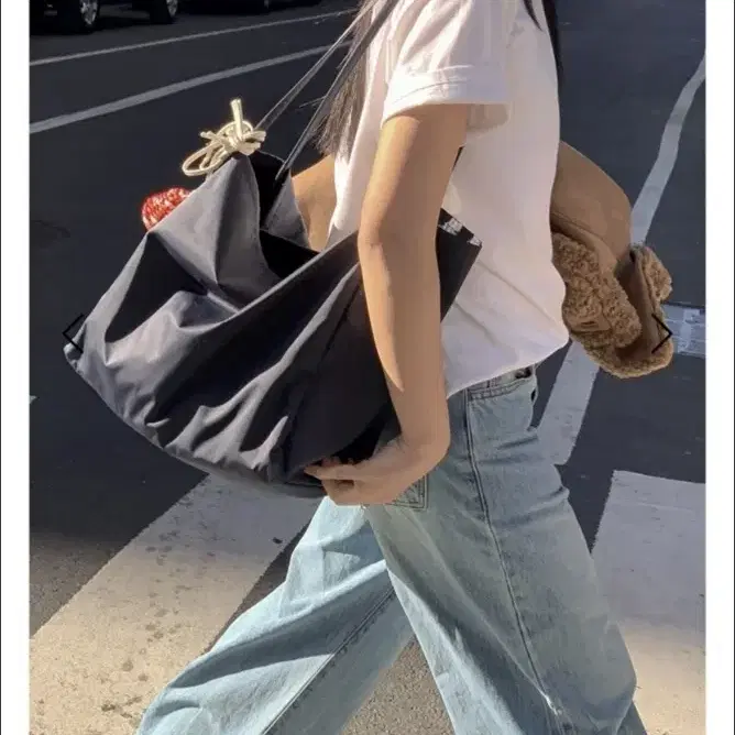 【haag】a parachute bag ★送料・関税込★大人気★ haag parachute bag Merchant Bag navy #헤이그,#Haag,#보부상백