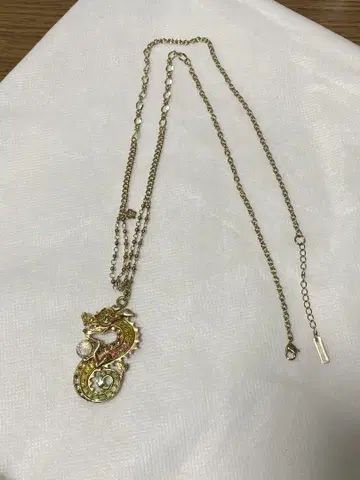 ANNA SUI 목걸이
