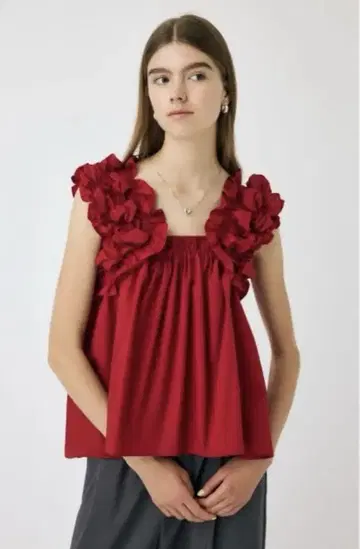 MOUSSY SHOULDER FRILLS 상의