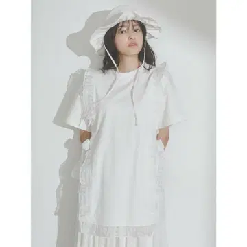 메리제니 merry jenny 시어 프릴 리본 빅 티셔츠 화이트