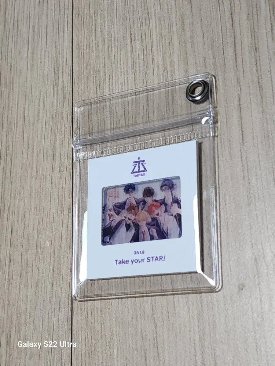데못죽 데뷔못하면죽는병걸림 대만판 굿즈 팝니다