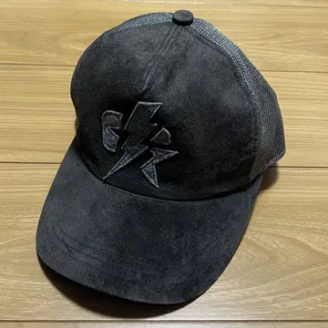 Revolver 메쉬 캡 플로키