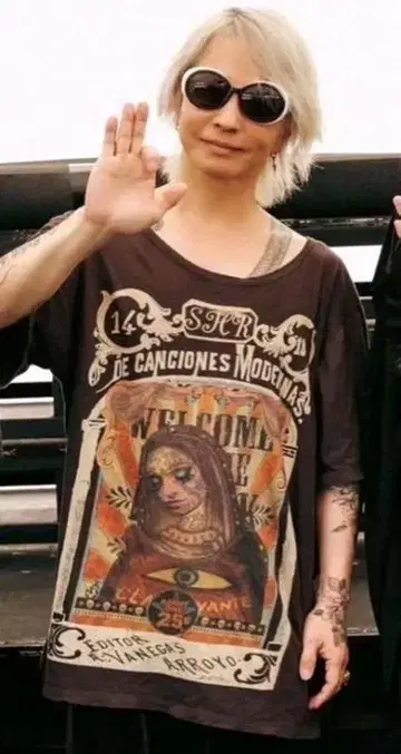 hyde 착용 SHARE SPIRIT 타투 마리아 티셔츠 레어 레어