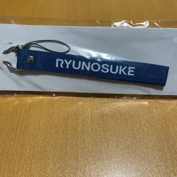 아이나나 G4Y 스트랩 & 캔뱃지 세트 류노스케