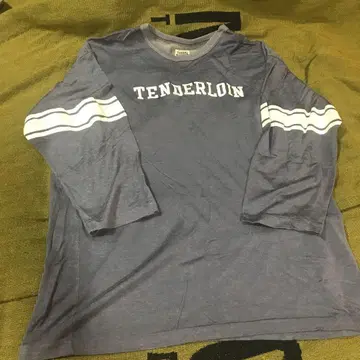 TENDERLOIN 얇은 네이비 긴팔 티셔츠