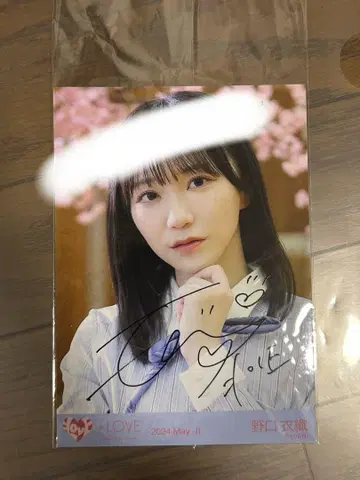 노구치 이오리 씨의 3번째 버튼 빅 브로마이드 요리 코메 포함
