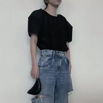 디그니 퍼프 소매 블라우스 블랙