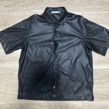 Zara 자라 블랙 인조 가죽 반팔 셔츠