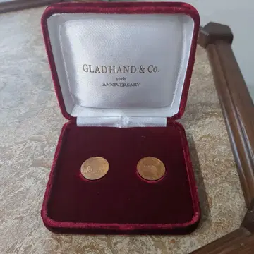 GLADHAND & Co. 10주년 기념 코인 세트