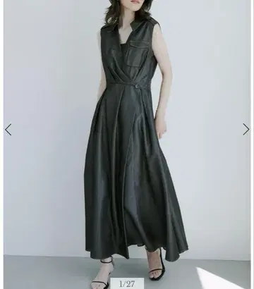 아누아스 슬리브리스 트렌치 디테일 원피스 새상품 택 포함