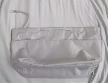 Botta Design 라이트 그레이 핸드백