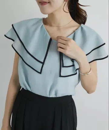 택 포함 새상품 러브틱 모자 꽁지 바이컬러 파이핑 빅 칼라 블라우스