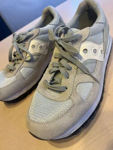 Saucony Shadow 옅은 그레이
