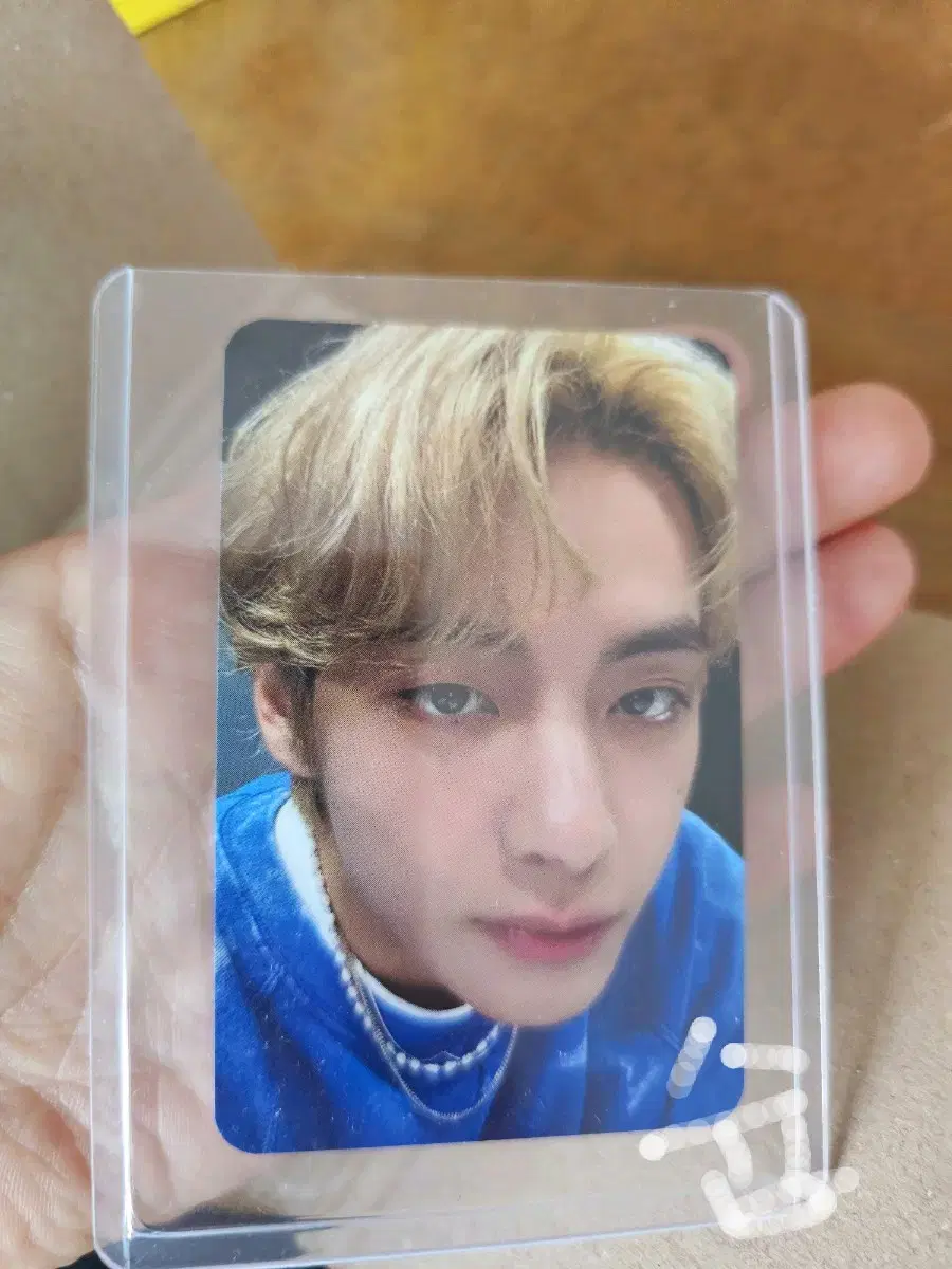 Bts Bangtan V Layover Broadcast Pre-Order Benefit wts