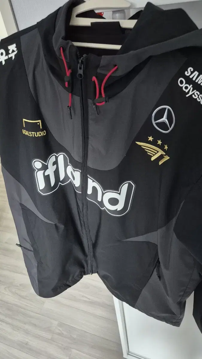 T1 2023 Worlds Windbreaker (Unmarked)
