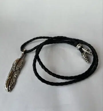 깃털 펜던트 목걸이