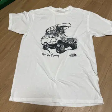 THE NORTH FACE 화이트 티셔츠