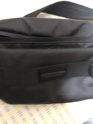 블랙 바디백 나일론 소재