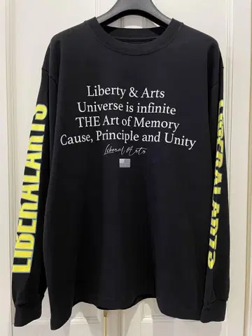 LIBERAL ARTS 리버럴 아츠 롱 티셔츠