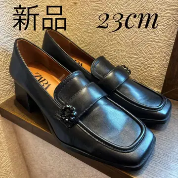 새상품 자라 로퍼 비쥬 장식 미들 힐 23.0cm