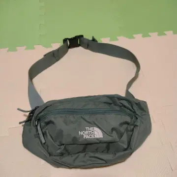 THE NORTH FACE 바디백 블루 그레이