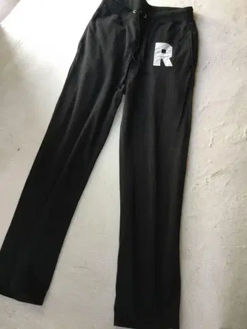 RHC 론 헤르만 로고스 맨투맨 이번 시즌 새상품급