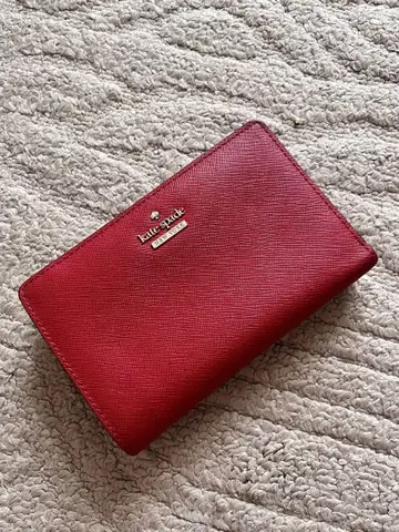 kate spade 레드 접이식 지갑